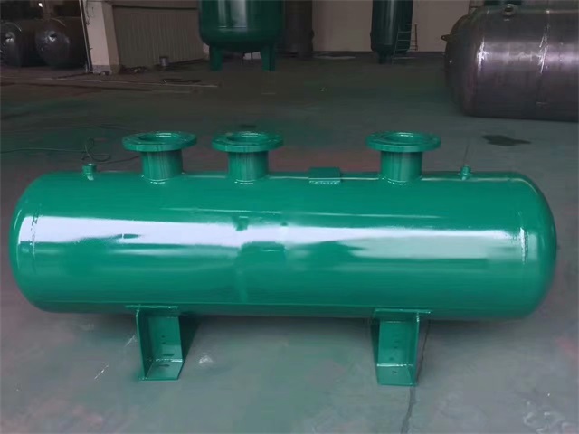 阿克塞阿克塞阿克塞蒸汽分气缸
